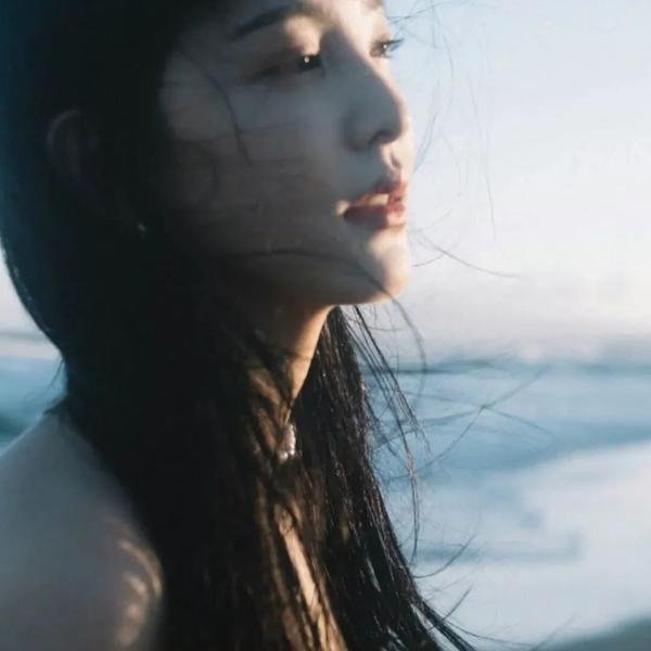 纯洁庞克 发条少女 海报