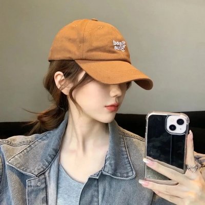 陪她一会儿 海报
